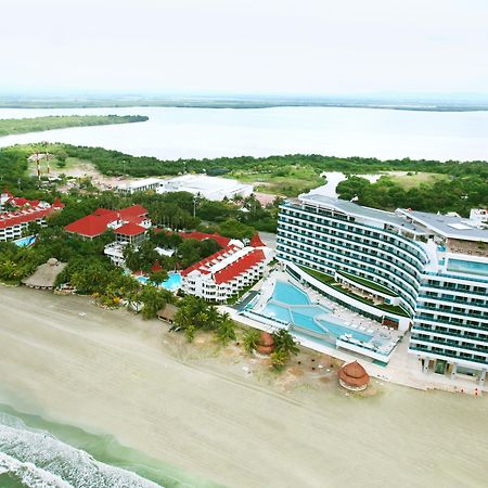 Hotel Las Americas Casa De Playa Cartagena  Exterior foto Aerial view of the resort
