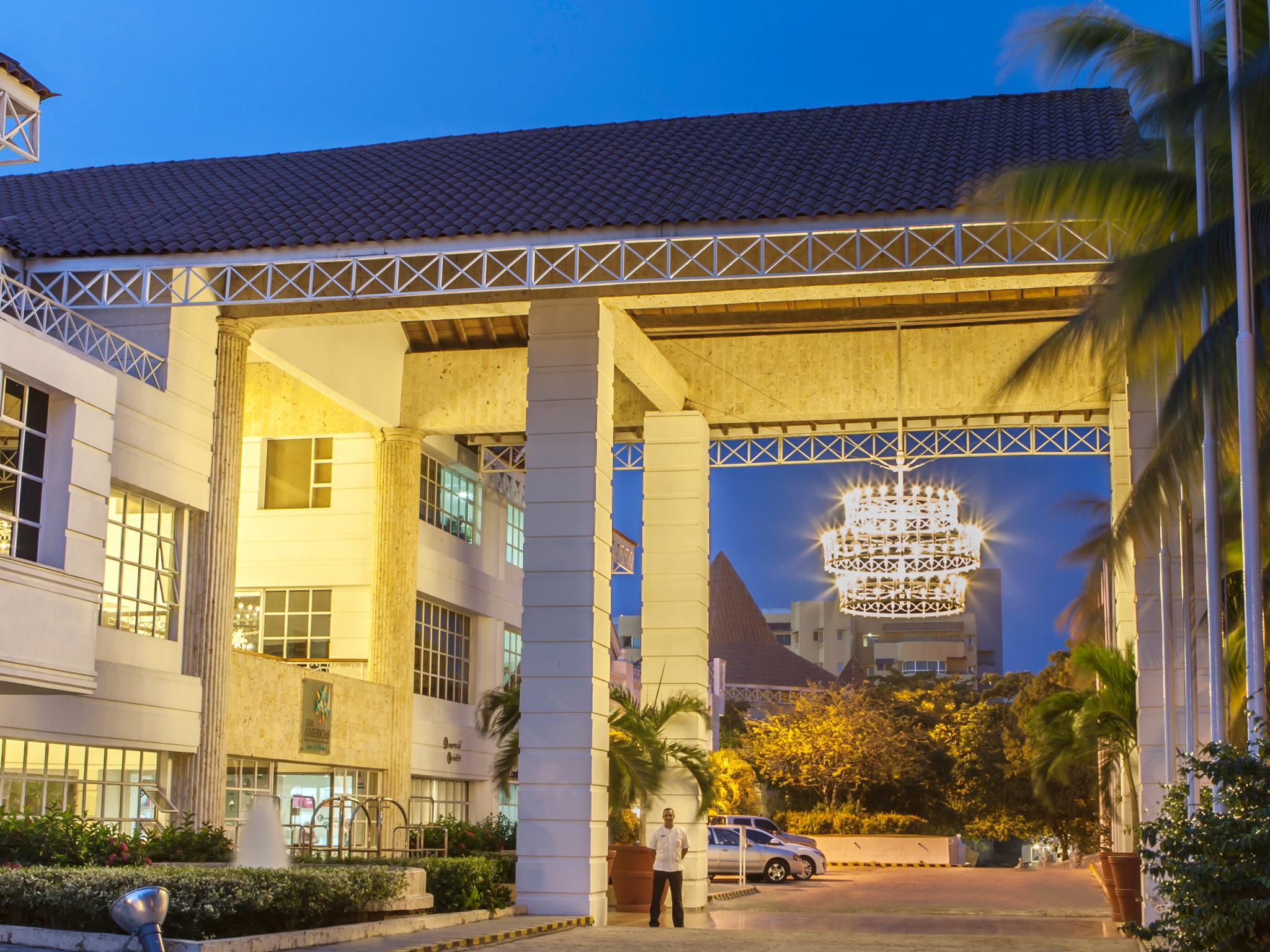 Hotel Las Americas Casa De Playa Cartagena  Exterior foto The University of Nottingham Malaysia Campus