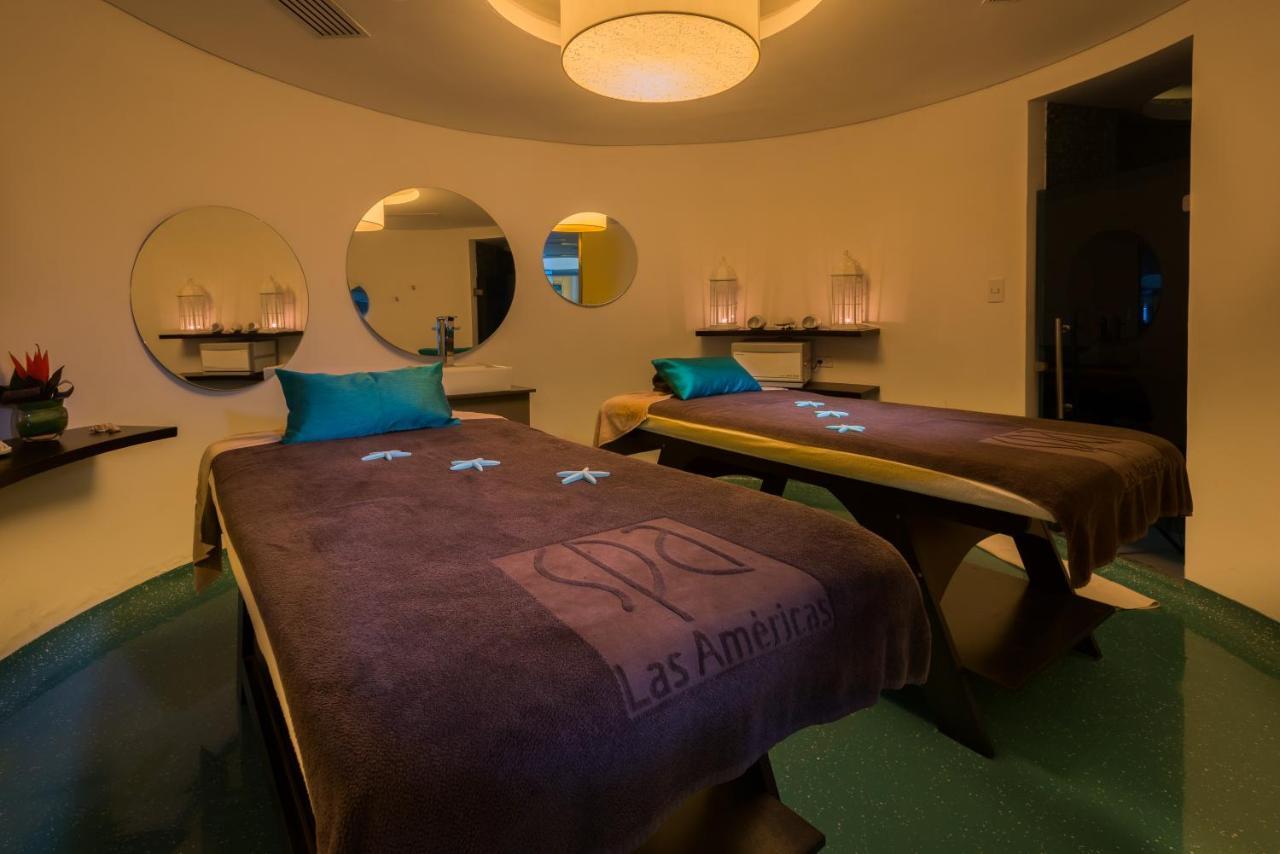 Hotel Las Americas Casa De Playa Cartagena  Exterior foto A treatment room at the Las Amigas spa